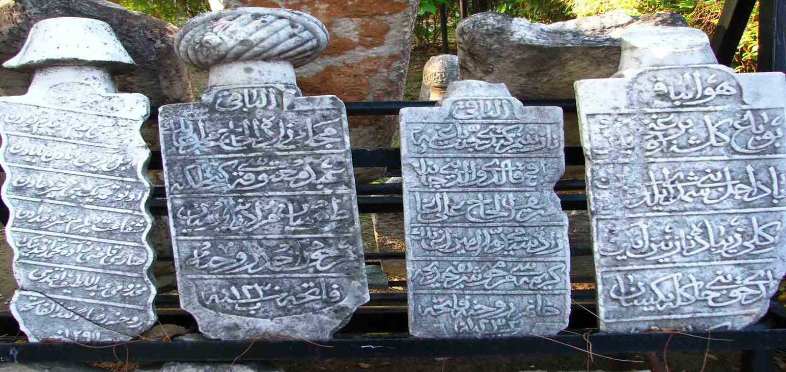 Eski Mezar Taşları Nasıl Yıkılır? Kaldırılır?